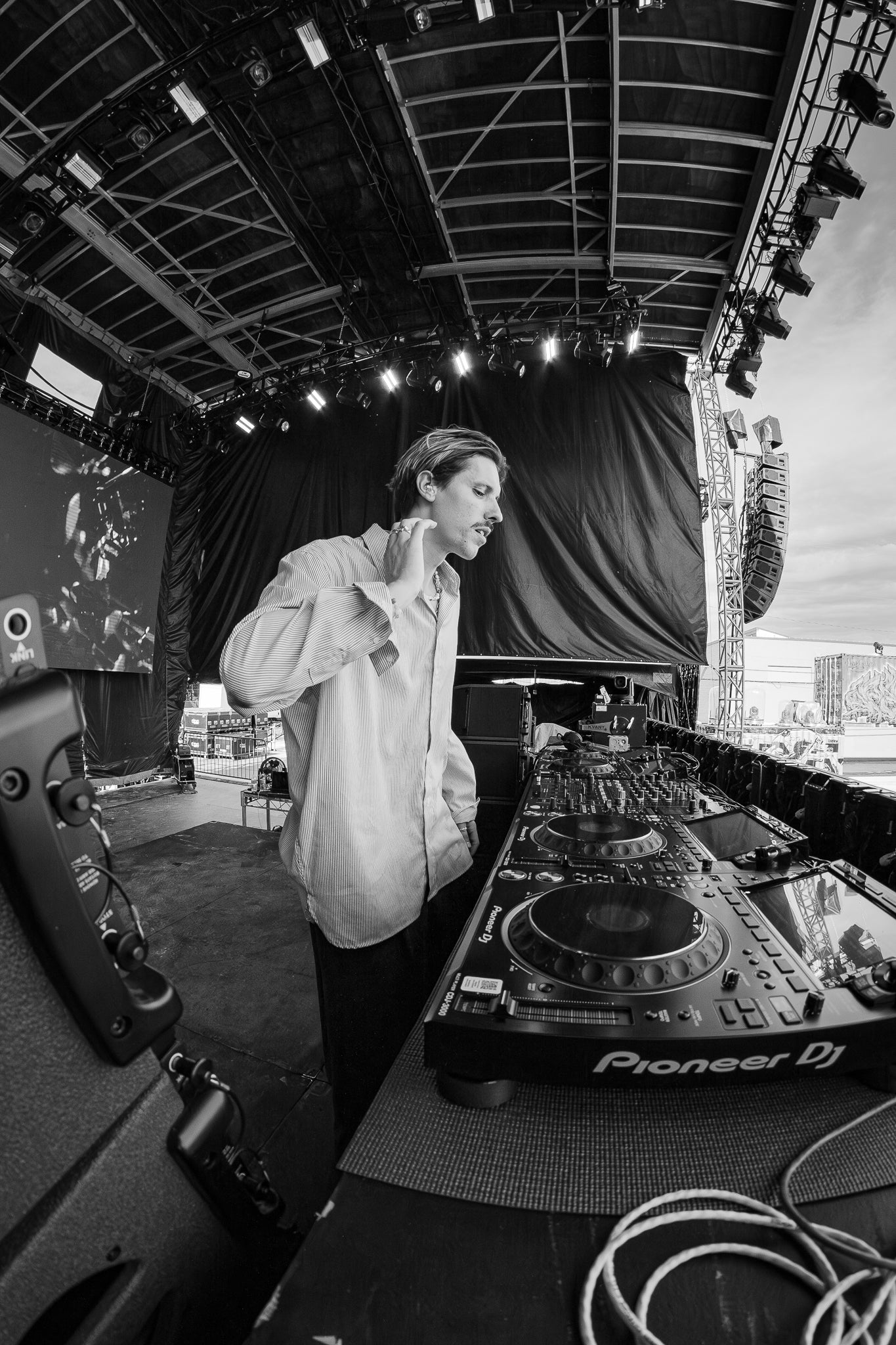 2025 Somewhere Festival gallery photo 19